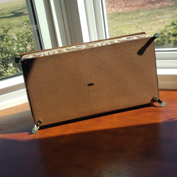 1970s Vintage Jewelry Box - Picture 3 of 8